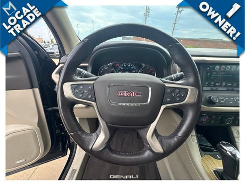 Used 2018 GMC Acadia Denali w/ Technology Package AWD/4WD image 19