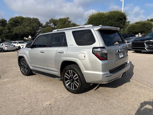 Used 2021 Toyota 4Runner Limited AWD/4WD image 3