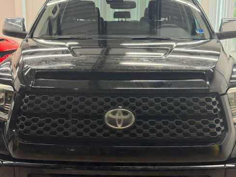 Used 2020 Toyota Tundra Platinum AWD/4WD image 5