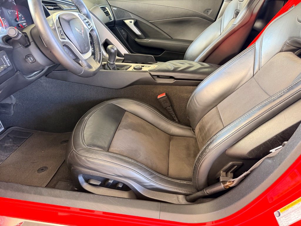 Used 2014 Chevrolet Corvette Stingray Convertible w/ 2LT Preferred Equipment Group RWD image 15
