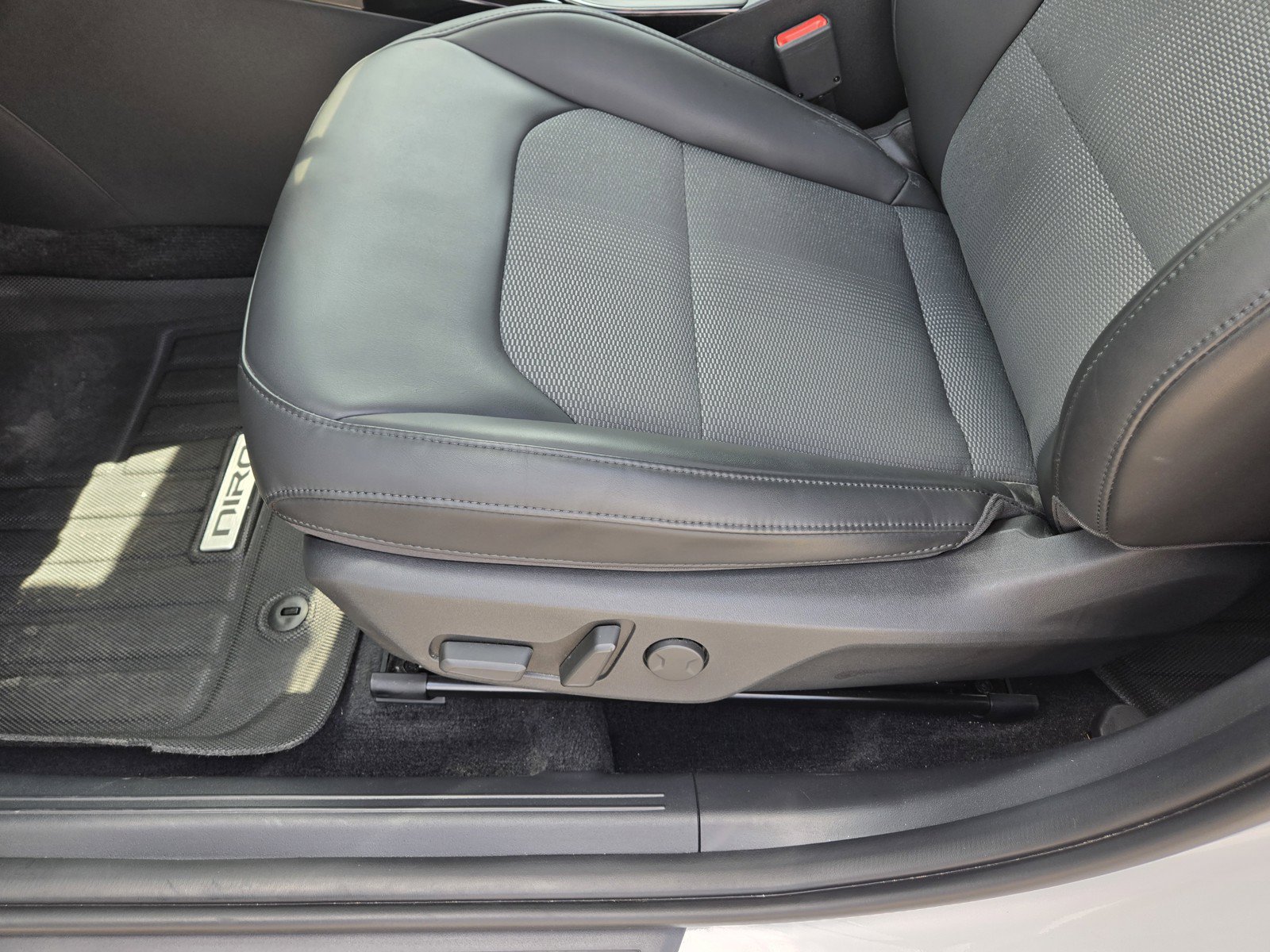 Used 2024 Kia Niro Wind FWD image 13