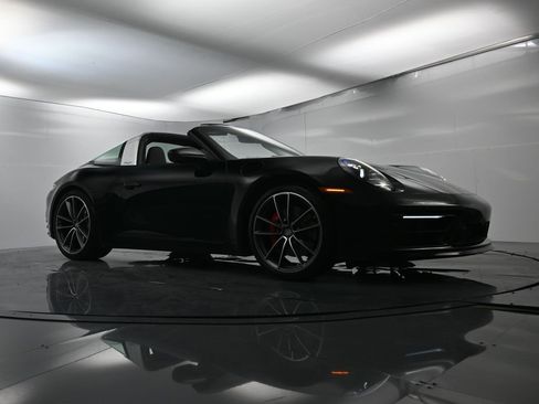 Used 2021 Porsche 911 Targa 4S image 48