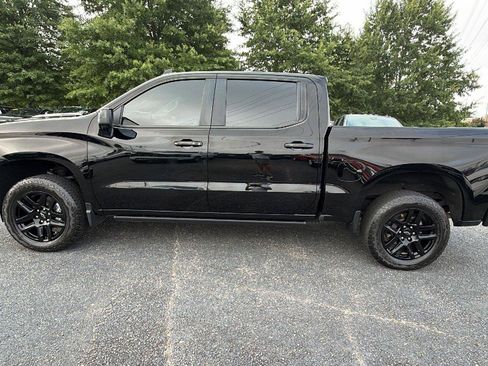 Used 2022 Chevrolet Silverado 1500 LT Trail Boss w/ LT Trail Boss Premium Package AWD/4WD image 11