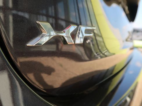 Used 2017 Jaguar XF Prestige image 52