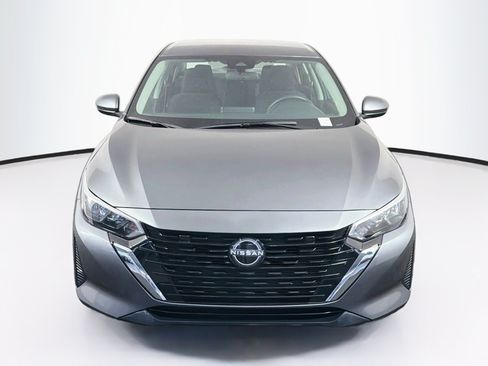 Used 2025 Nissan Sentra S FWD image 2