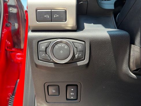 Used 2018 Ford F350 Lariat w/ Lariat Ultimate Package AWD/4WD image 24