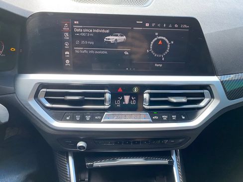 Used 2020 BMW 330i Sedan w/ Convenience Package RWD image 16