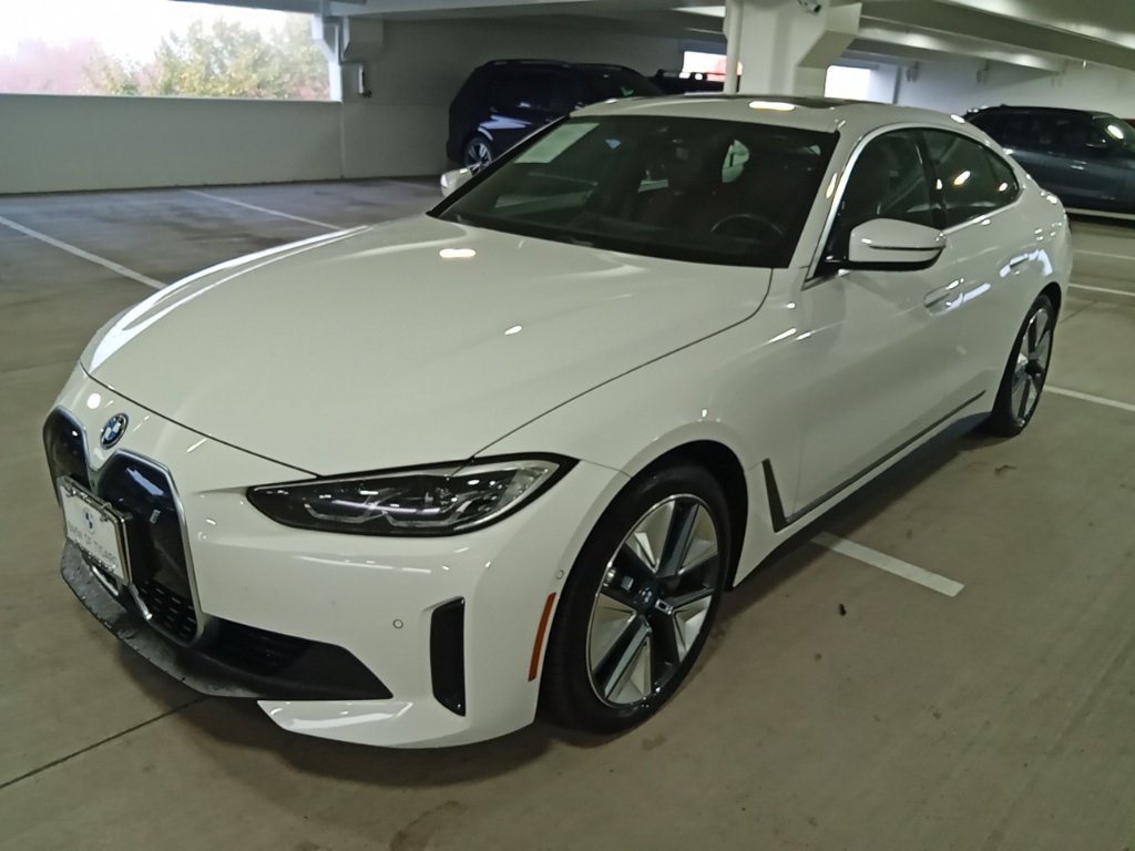 Used 2024 BMW i4 eDrive35 w/ Premium Package RWD image 1