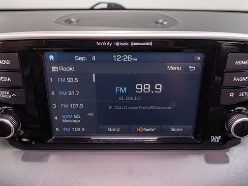 Used 2021 Hyundai Tucson Limited AWD/4WD image 17