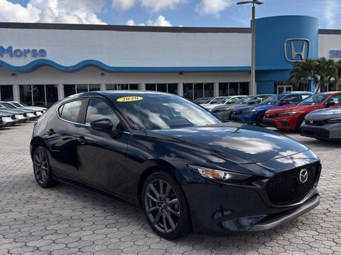 Used 2020 MAZDA MAZDA3 Hatchback FWD image 14