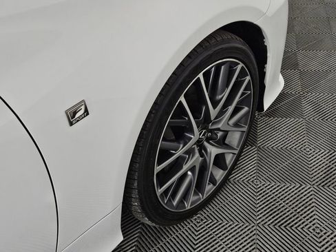 Used 2017 Lexus RC 200t F Sport RWD image 4