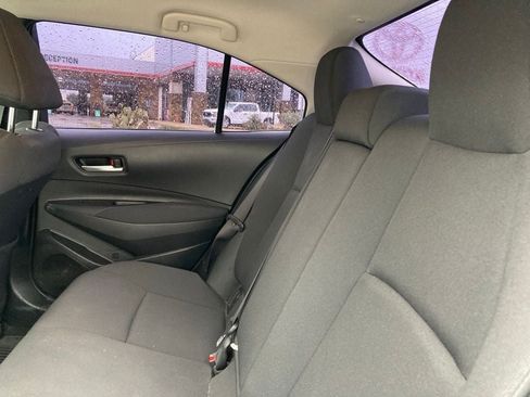 Used 2021 Toyota Corolla LE FWD image 11