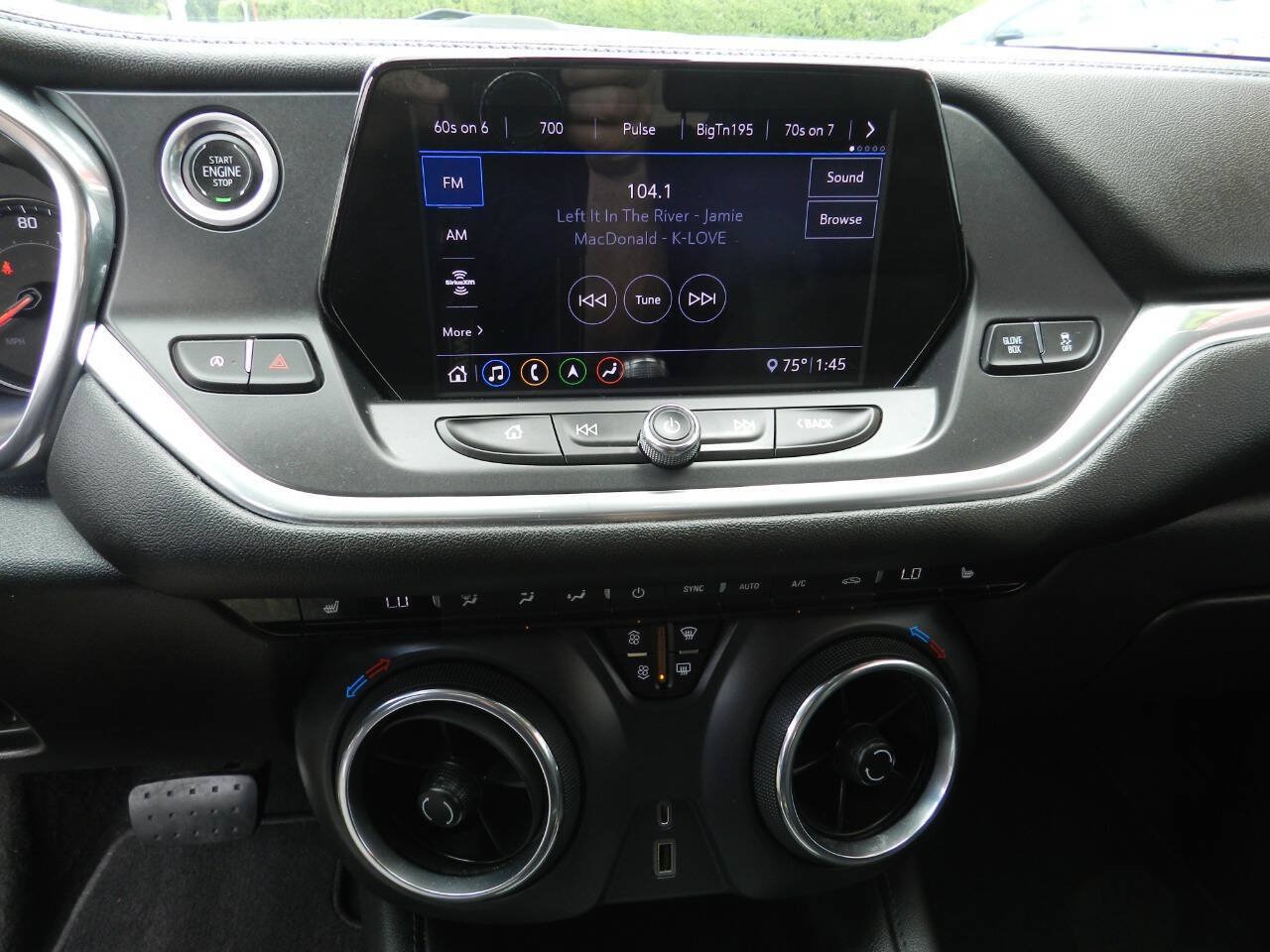 Used 2020 Chevrolet Blazer LT w/ Sound & Technology Package AWD/4WD image 16