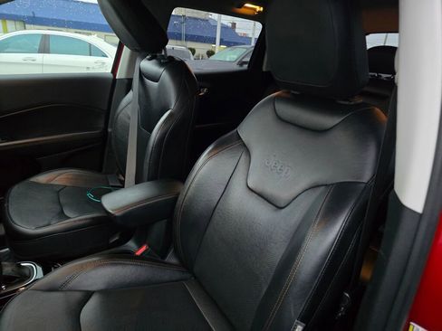 Used 2018 Jeep Compass Limited w/ Navigation Group image 17