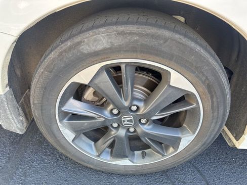 Used 2023 Honda Odyssey Elite image 20