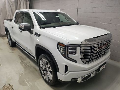 New 2026 GMC Sierra 1500 Denali w/ Denali Reserve Package image 5