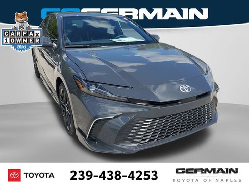 Used 2026 Toyota Camry SE w/ Convenience Package FWD image 4