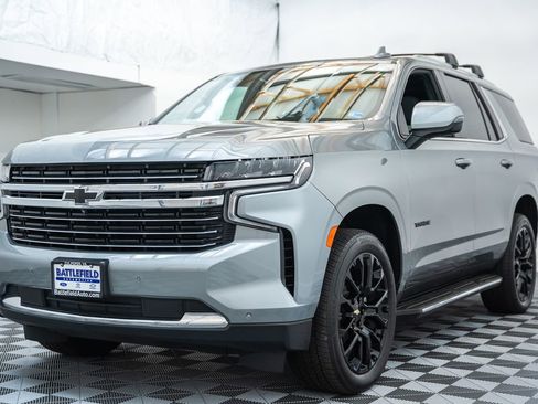 Used 2023 Chevrolet Tahoe LT w/ LT Signature Plus Package AWD/4WD image 3