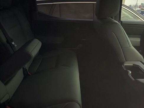 Used 2025 Toyota Tundra Limited image 10