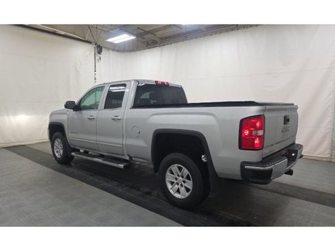 Used 2016 GMC Sierra 1500 SLE image 4