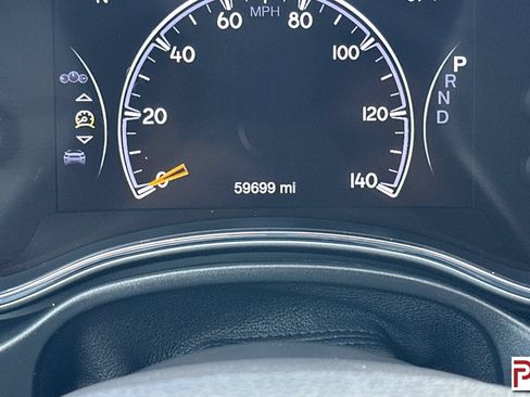 Used 2020 Jeep Grand Cherokee Limited AWD/4WD image 32