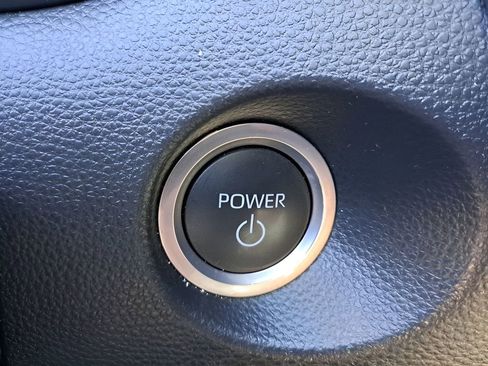 Used 2023 Toyota Corolla Cross XSE w/ Convenience Package image 29