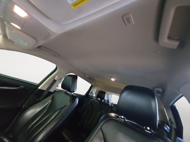 Used 2021 Lincoln Nautilus AWD image 12