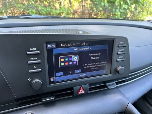 New 2025 Hyundai Elantra Sport FWD image 16