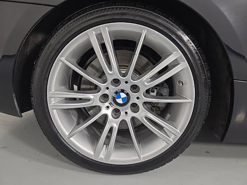Used 2013 BMW 335i Convertible image 18