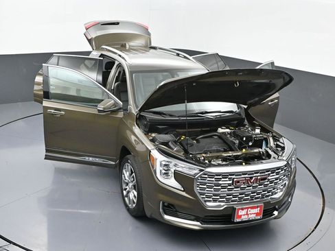 Used 2023 GMC Terrain Denali image 47