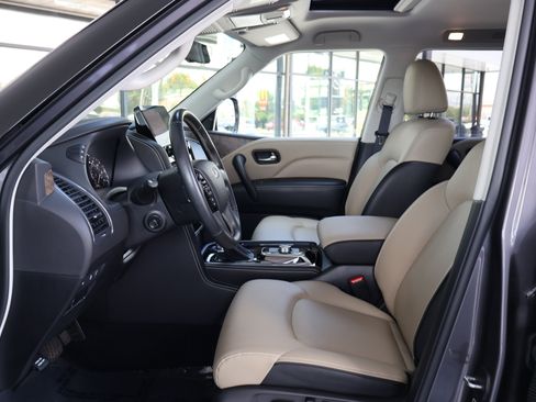 Used 2022 INFINITI QX80 Premium Select w/ Cargo Package AWD/4WD image 10