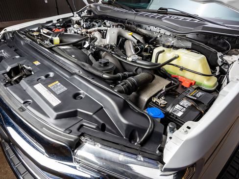 Used 2021 Ford F250 Lariat w/ Lariat Ultimate Package image 39