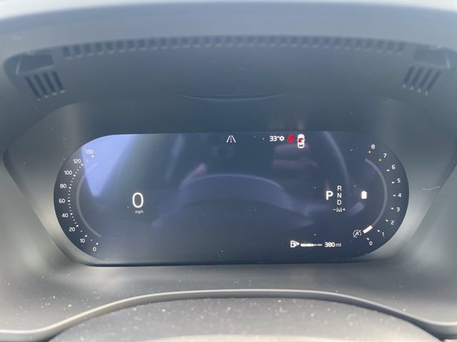 New 2026 Volvo XC60 B5 Plus w/ Protection Package Premier AWD/4WD image 30