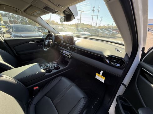 New 2025 Honda Pilot EX-L image 32