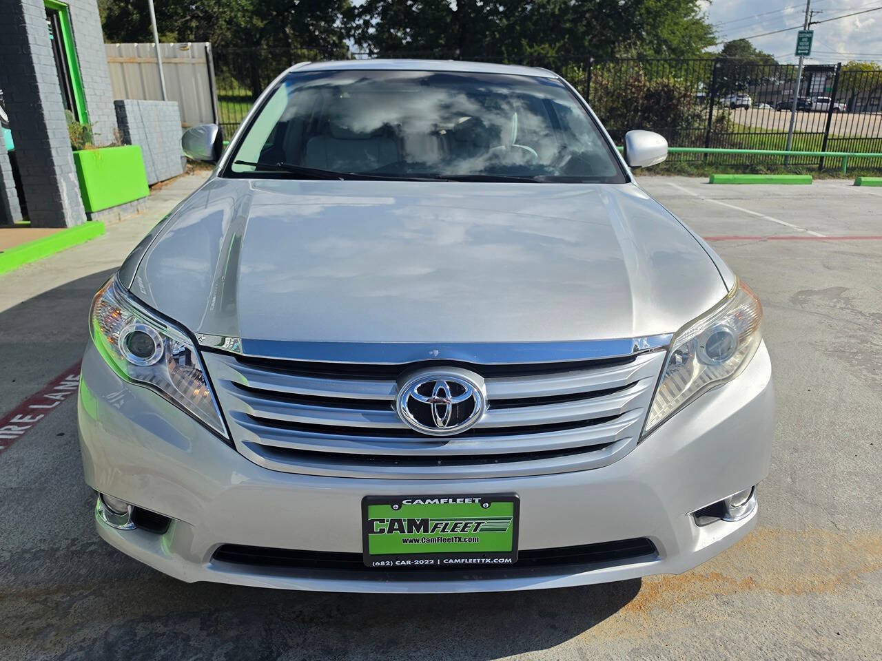 Used 2011 Toyota Avalon Limited FWD image 63