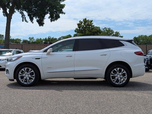 Used 2020 Buick Enclave Avenir w/ Avenir Technology Package AWD/4WD image 8