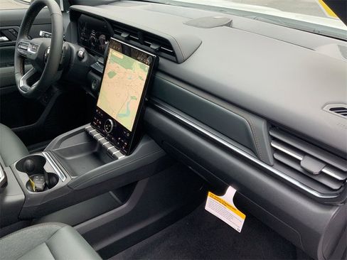 New 2026 GMC Terrain AT4 w/ Technology Package II image 29