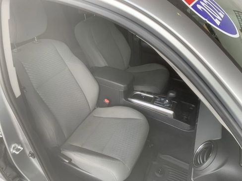 Used 2021 Toyota Tacoma SR5 image 27