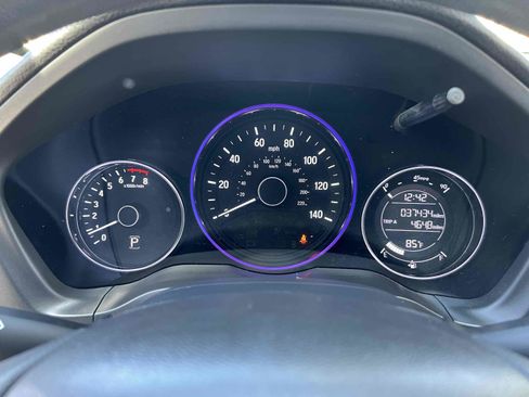 Used 2022 Honda HR-V LX image 7