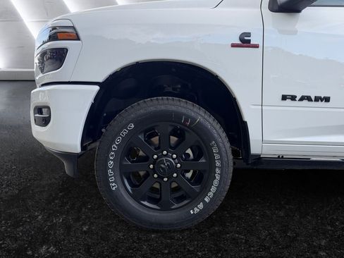 New 2026 RAM 2500 Laramie w/ Night Edition AWD/4WD image 15