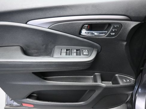 Used 2021 Honda Pilot EX-L image 10