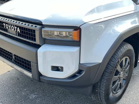 Used 2024 Toyota Land Cruiser Base image 17