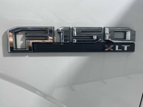Used 2018 Ford F150 XLT AWD/4WD image 7