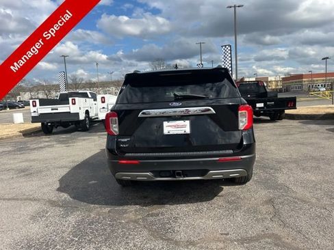 Used 2022 Ford Explorer XLT w/ Equipment Group 202A RWD image 3