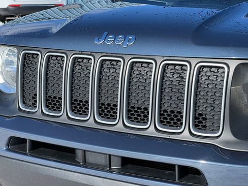 Used 2023 Jeep Renegade Latitude image 35