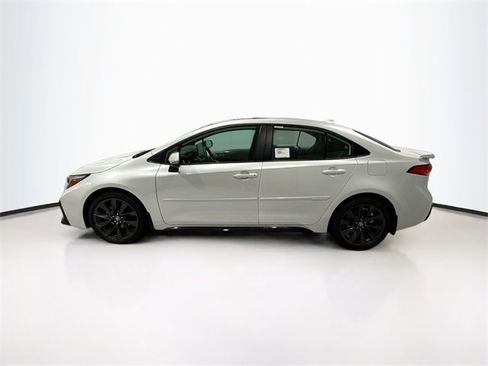 New 2025 Toyota Corolla SE image 4
