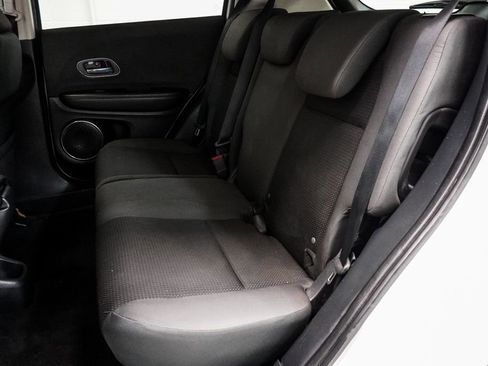 Used 2022 Honda HR-V EX image 8