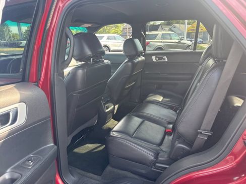 Used 2013 Ford Explorer XLT FWD image 14