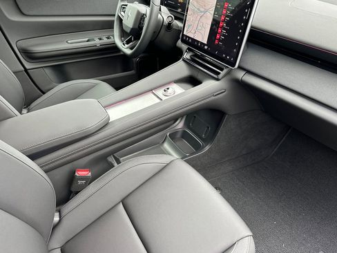 New 2026 Polestar Polestar 4 image 18