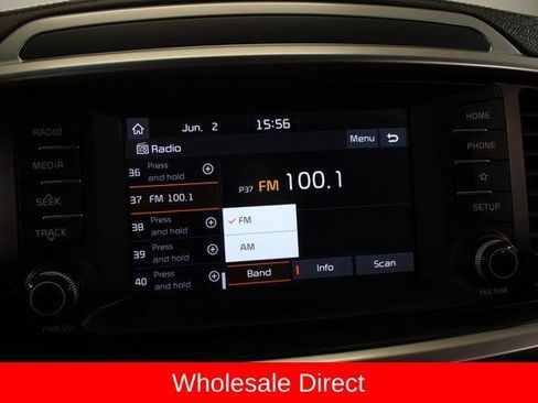 Used 2020 Kia Sorento LX AWD/4WD image 23
